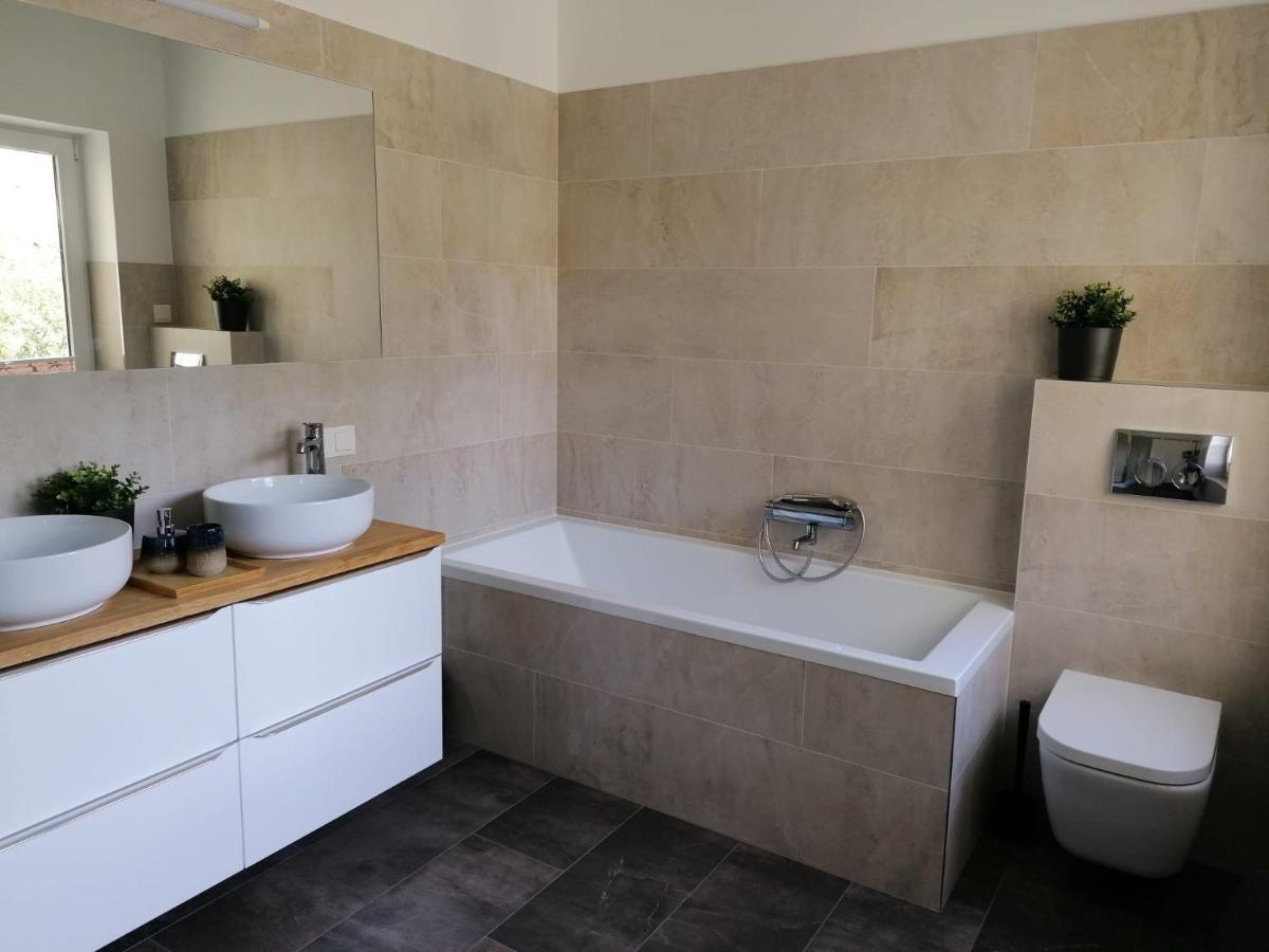 Townhouse Altstadt Wismar Upper Apartment Mit Zwei Terrassen Kültér fotó